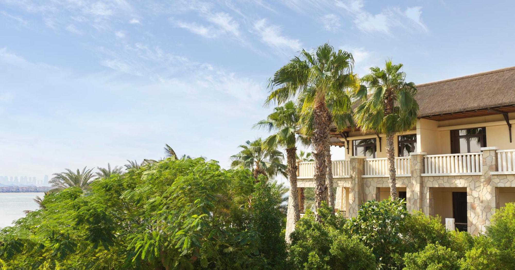 Sofitel Dubai The Palm Resort & Spa Exterior photo